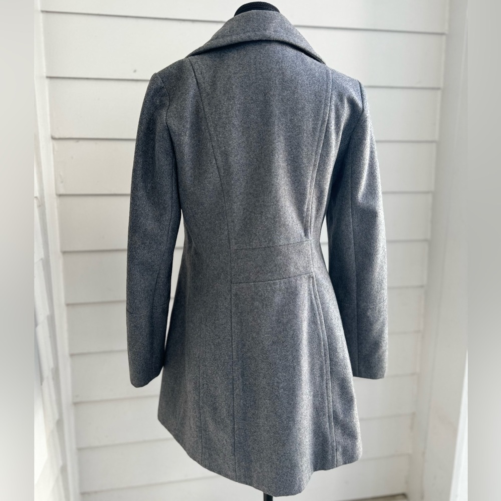 Coat - Picture 3 of 3